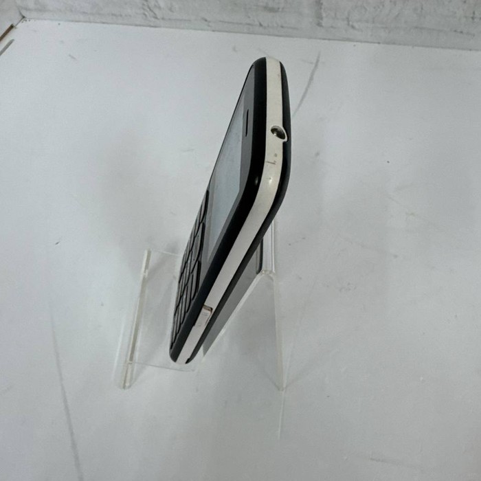 Кнопочный телефон Fly BL8651