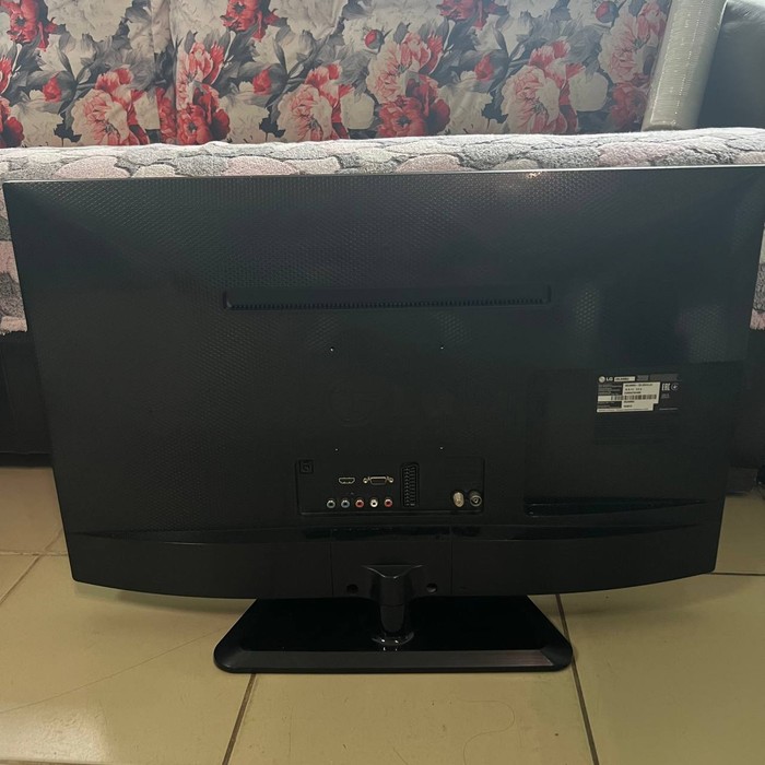 Телевизор LG 29LN450U