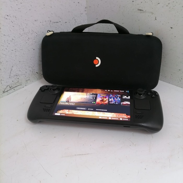 Игровая приставка Valve Steam Deck OLED
