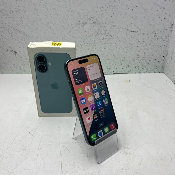 Смартфон Apple iPhone 16 8/256 Голубой