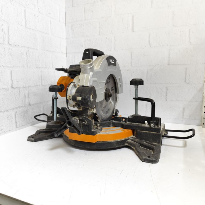 Торцовочная пила RAZZ MS-1650KR