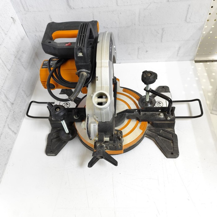 Торцовочная пила RAZZ MS-1650KR