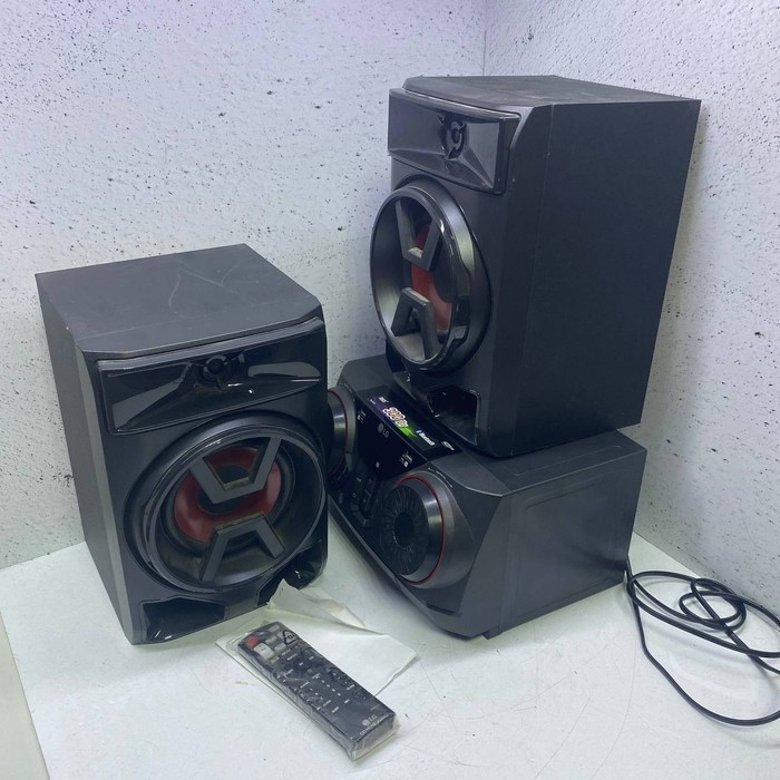 Портативная колонка LG CK43
