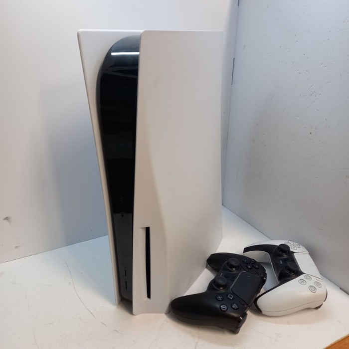 Игровая приставка Sony PlayStation 5 825 Гб