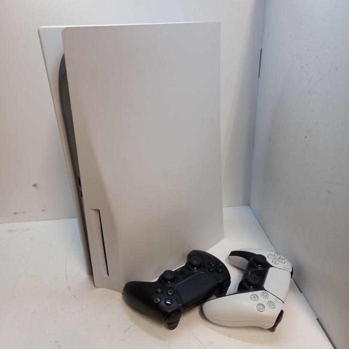 Игровая приставка Sony PlayStation 5 825 Гб