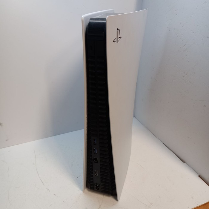 Игровая приставка Sony PlayStation 5 825 Гб