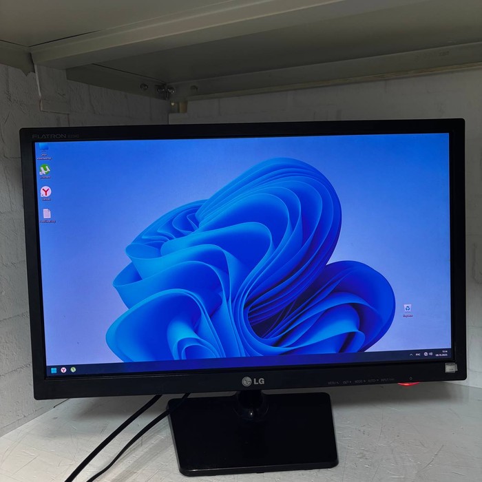 Монитор LG E2342T