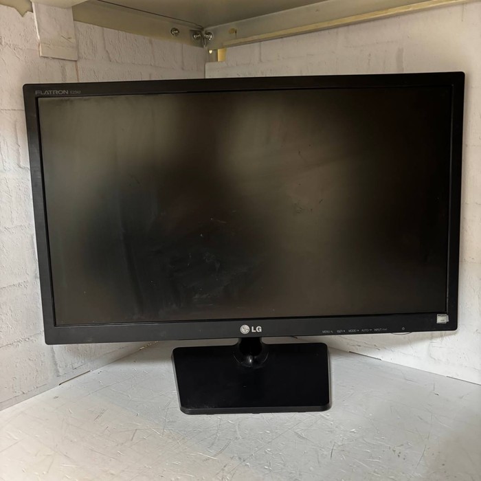 Монитор LG E2342T