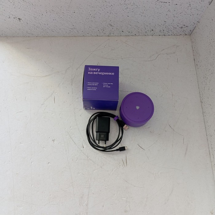 Смарт-колонка Яндекс Станция Лайт