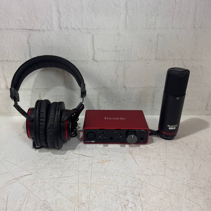 Звуковая карта Focusrite Scarlett Solo Studio 3rd Gen