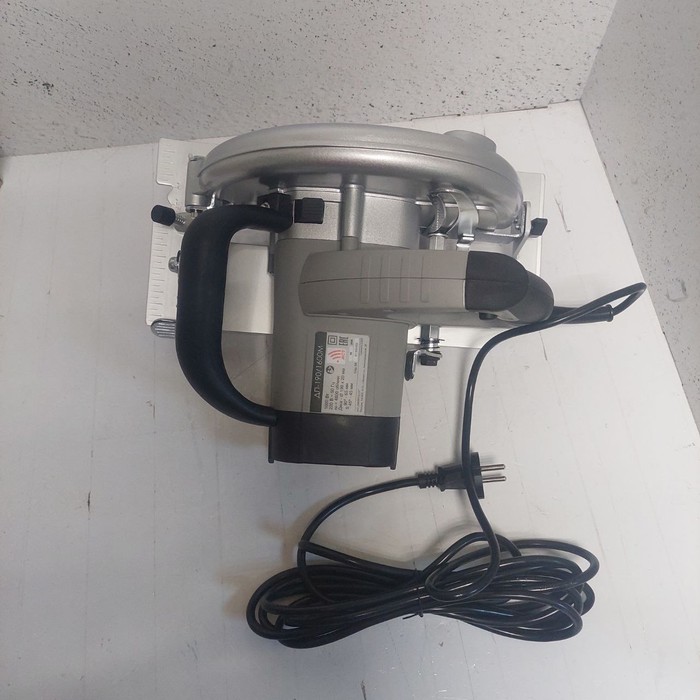Дисковая пила Интерскол ДП-190/1600М, 1600 Вт
