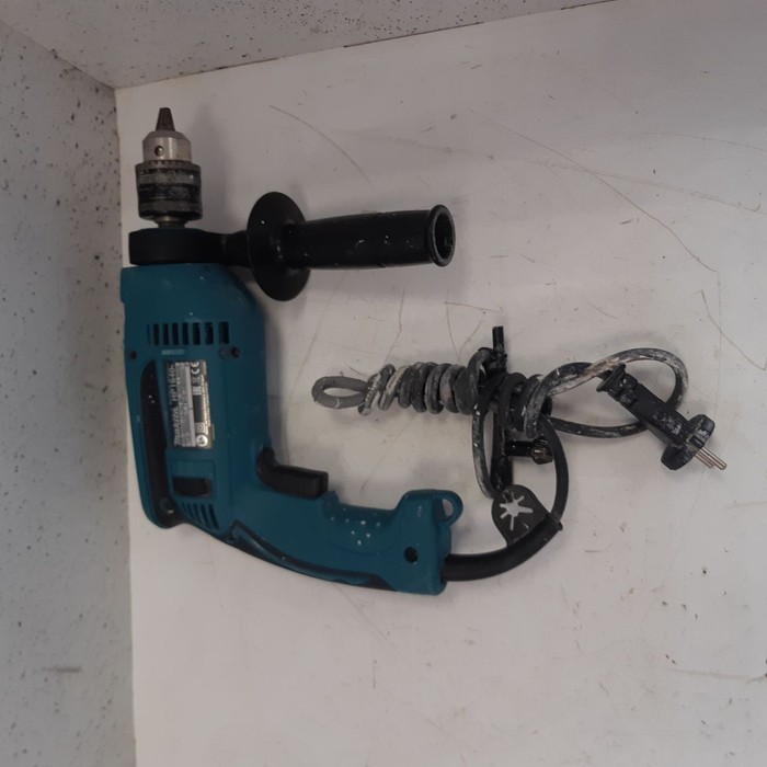 Дрель Makita HP1640