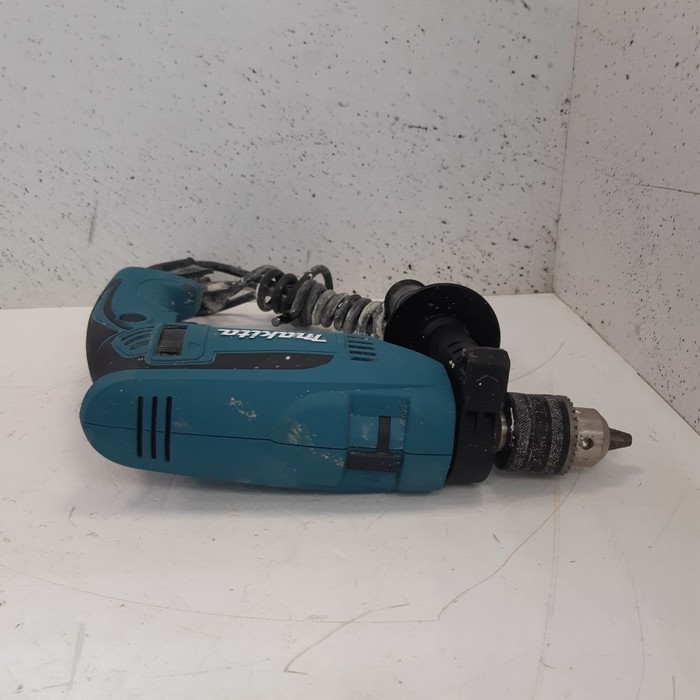 Дрель Makita HP1640