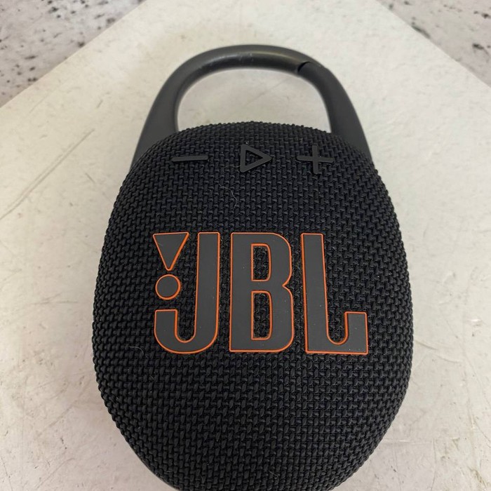 Портативная колонка JBL СLIP5