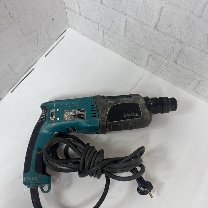 Перфоратор Makita HR2470