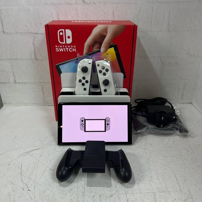Игровая приставка Nintendo Switch OLED