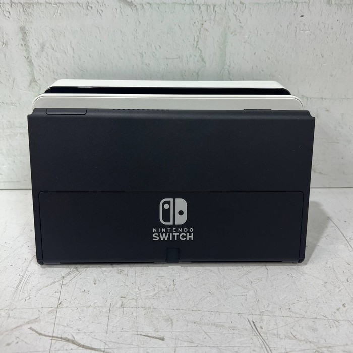 Игровая приставка Nintendo Switch OLED