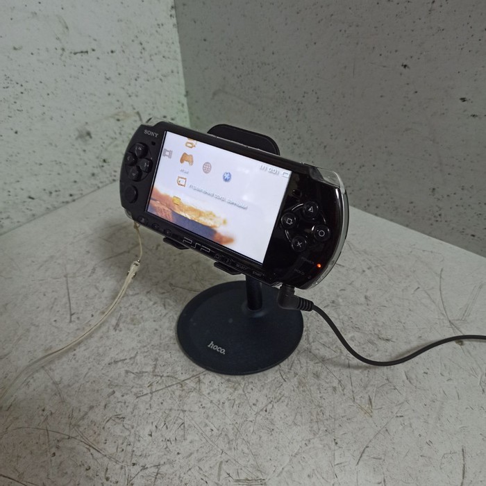 Игровая приставка Sony PSP3006