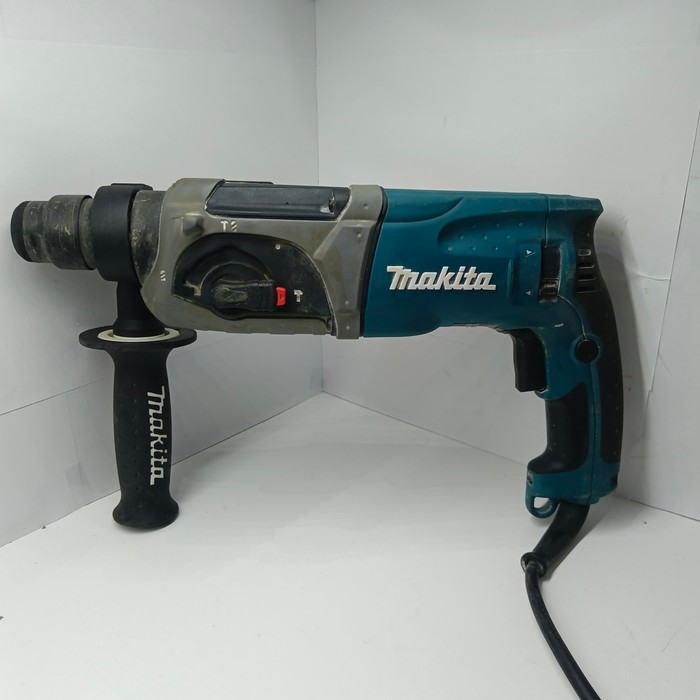 Перфоратор Makita HR2470