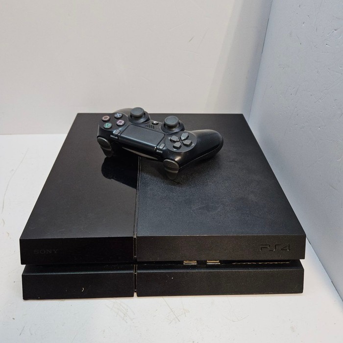 Игровая приставка Sony PlayStation 4 Fat 500 ГБ
