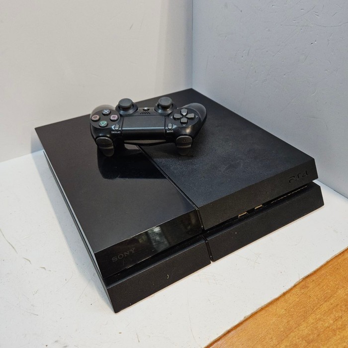 Игровая приставка Sony PlayStation 4 Fat 500 ГБ