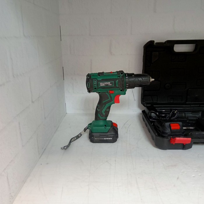 Шуруповерт Favourite DC 1202 Promo