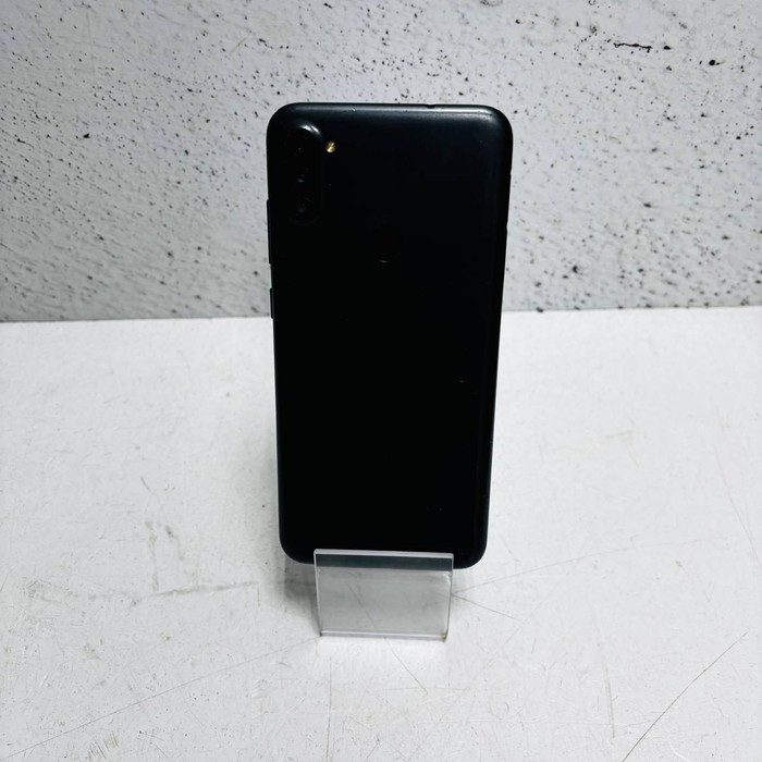 Смартфон Samsung Galaxy A11 2/32 Черный