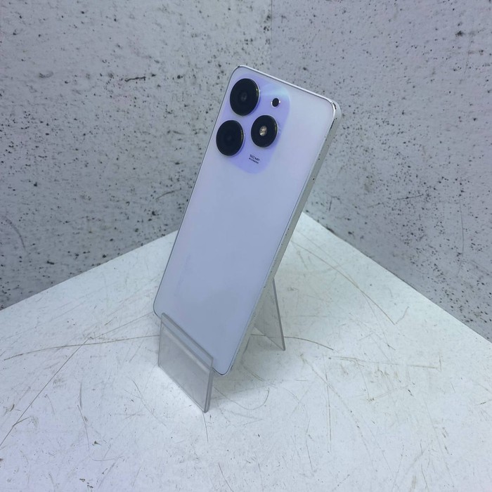 Смартфон Tecno Spark 10 Pro 6/128 Белый