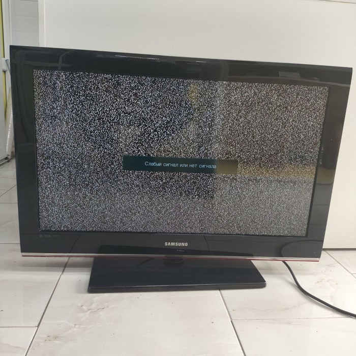 Телевизор Samsung LE32B530P7W