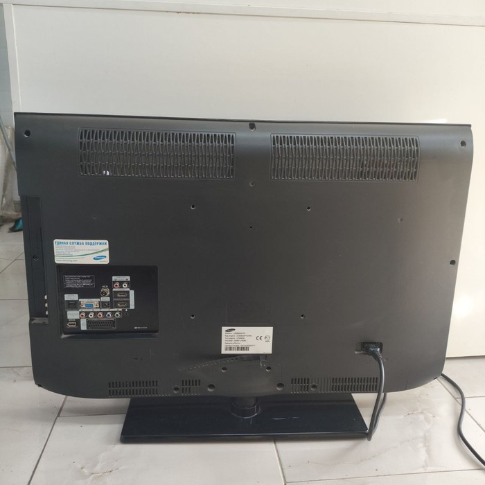 Телевизор Samsung LE32B530P7W