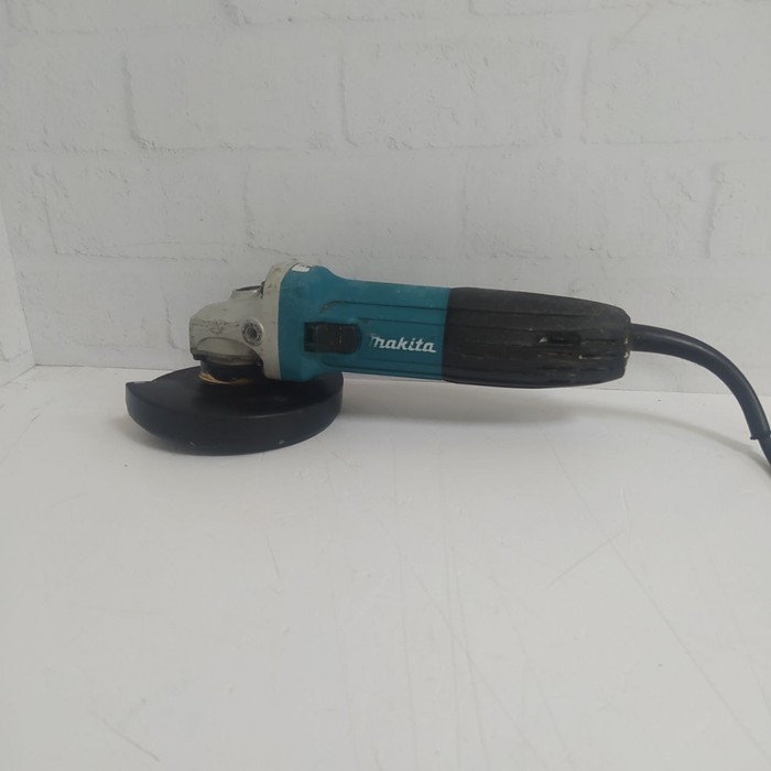 Болгарка Makita GA 4530