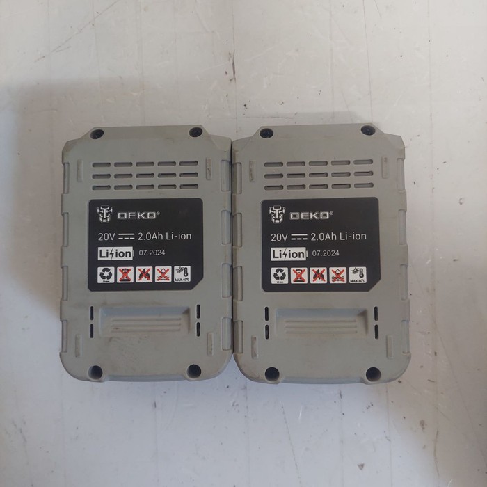 Электропила Deko DKCHS 20V