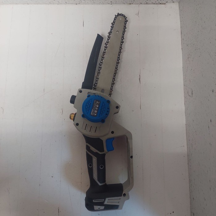 Электропила Deko DKCHS 20V