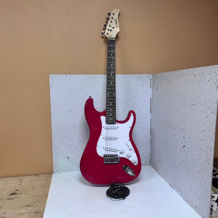 Гитара Stratocaster TST-045