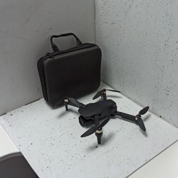 Квадрокоптер EVO E88