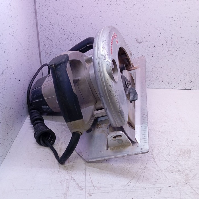 Циркулярная пила Интерскол ДП-210/1900М