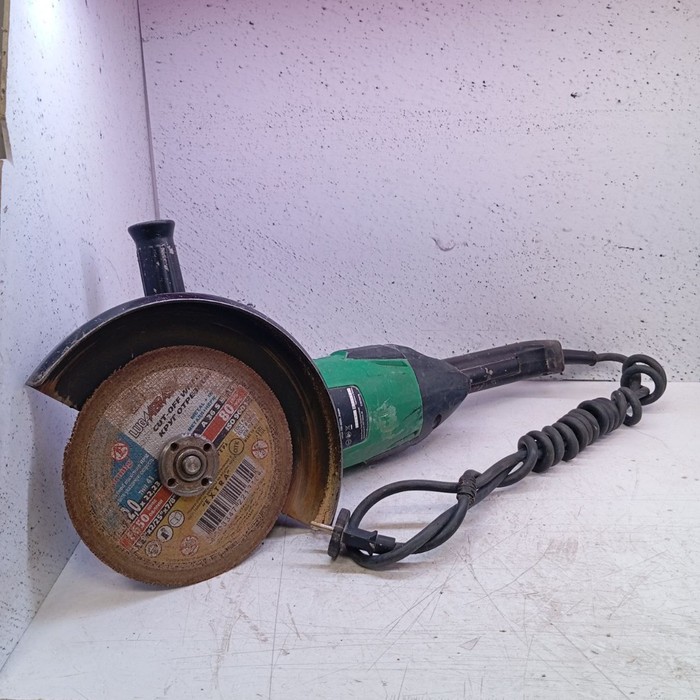 Шлифмашина Hikoki G 23SW2