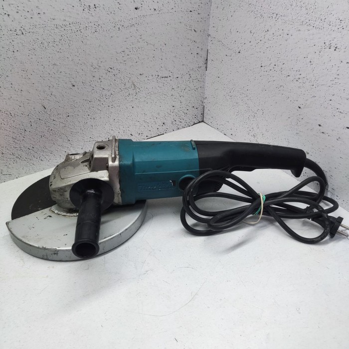 Болгарка Makita 9069