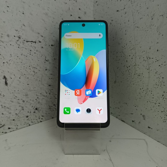 Смартфон Tecno Spark Go 2024 4/64 Черный