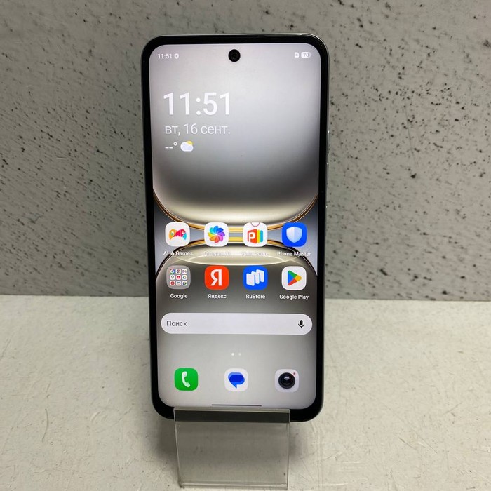 Смартфон Tecno Spark GO 2 3/64 Белый