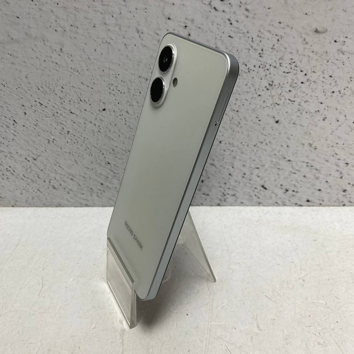 Смартфон Tecno Spark GO 2 3/64 Белый
