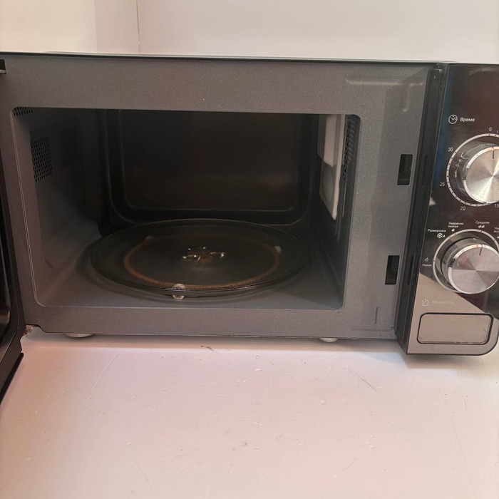 Микроволновая печь Tesler MM-2002