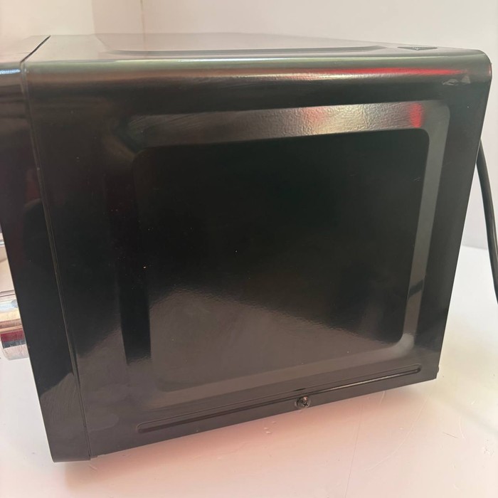 Микроволновая печь Tesler MM-2002