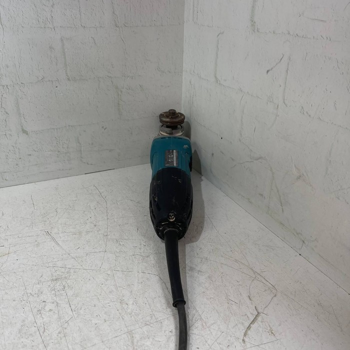 Болгарка Makita GA5030R