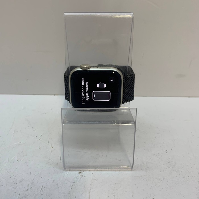 Смарт-часы Apple Watch series SE Gen 2 40мм
