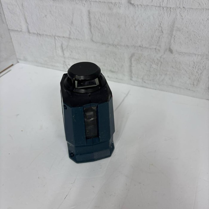 Лазерный уровень Bosch GLL 2-20