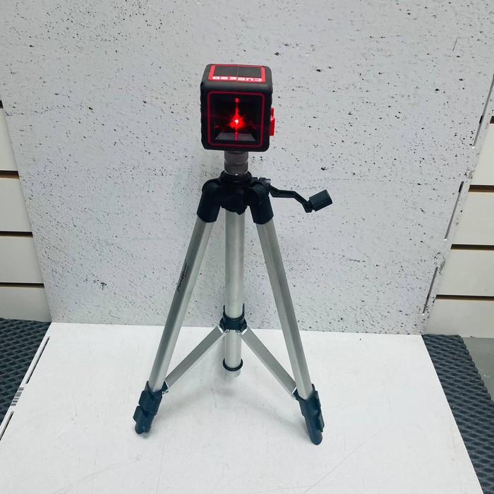 Лазерный уровень Cube Laser class 2