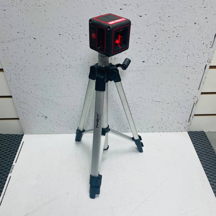 Лазерный уровень Cube Laser class 2