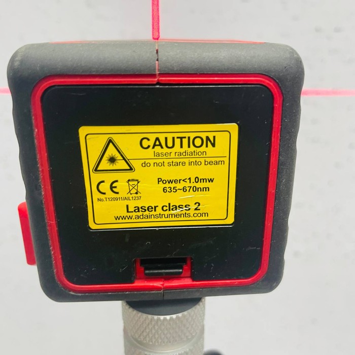 Лазерный уровень Cube Laser class 2