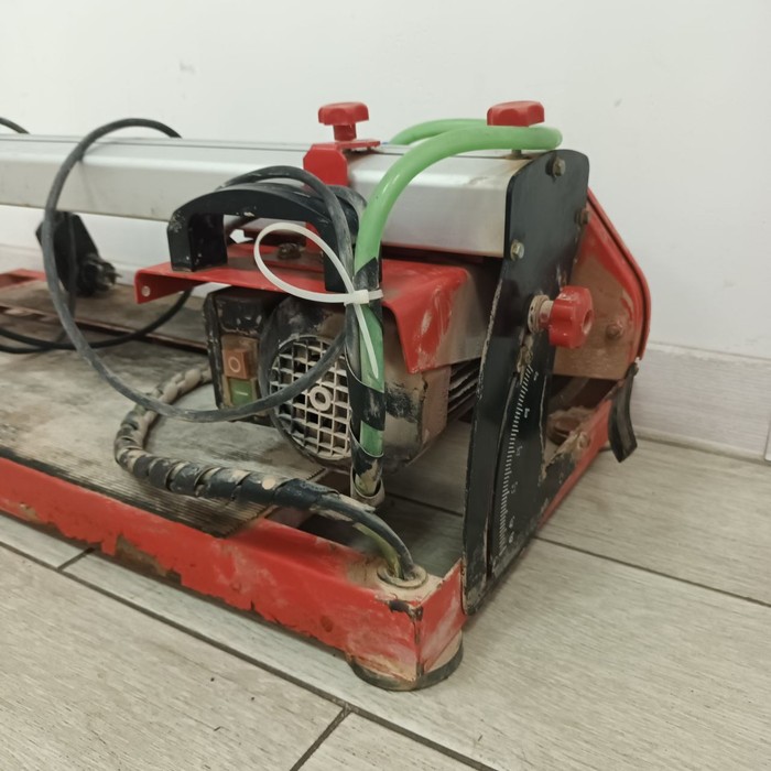 Плиткорез Redverg RD-711620